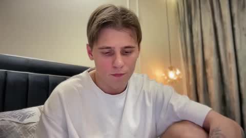 tyler_garrner online show from November 2, 2:32 pm