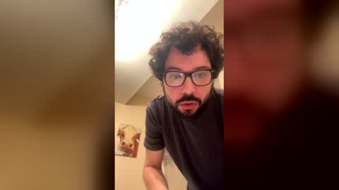 uglyyboyy999 online show from February 26, 7:43 am