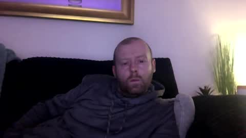 Snapshot of ukmatty3 chatting on March 10, 8:23 pm ukmatty3 online show from March 10, 8:23 pm