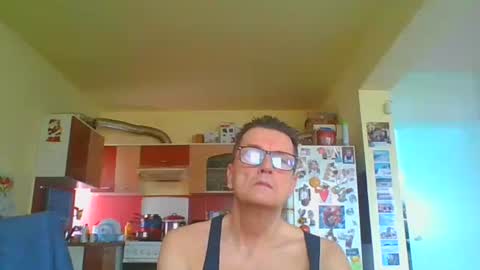 ulmeni4 online show from February 25, 8:48 am