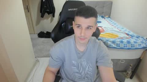 hi im mike tyson -  online show from January 28, 6:07 pm