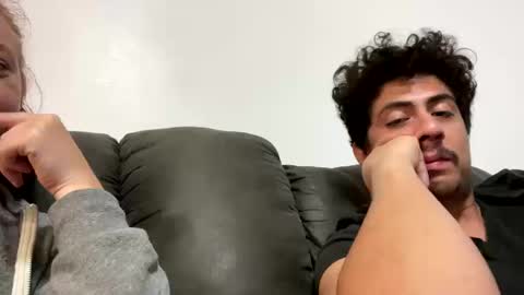 undiscoveredgoose online show from October 19, 1:54 am