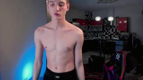 Kyle online show from March 9, 1:14 am