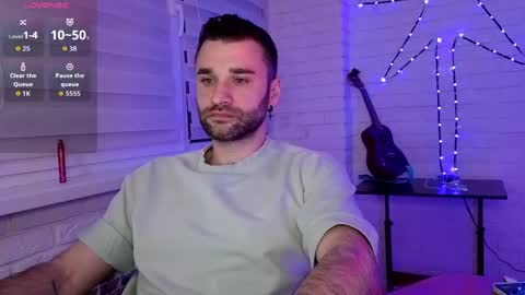 SlavaVibes online show from May 10, 7:15 pm