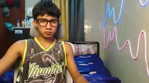 jonny online show from June 8, 1:01 pm
