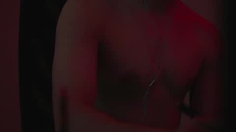 urboytoy_512 online show from February 7, 7:59 pm