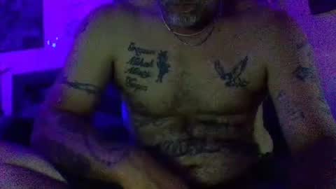 urdaddy875867 online show from July 5, 4:19 am