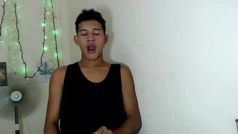 urdreamboy_clarin online show from December 3, 7:03 am