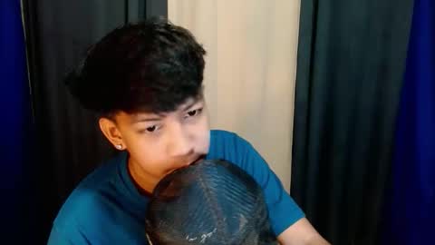 urhardfucker_joseph online show from May 31, 11:54 am