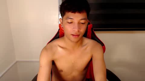 Ethan online show from November 25, 5:59 pm