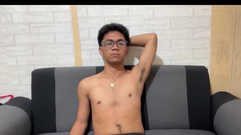 urpinoynaughty online show from November 25, 2:41 pm