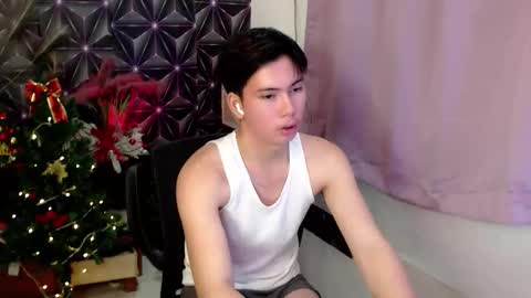 ursweet_jade online show from December 13, 7:53 pm