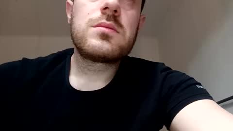 ursweetdreamx online show from May 13, 7:38 am