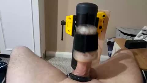 usedtoy72 online show from February 20, 3:03 pm