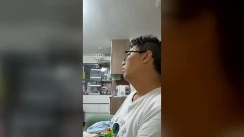O online show from July 3, 8:53 am