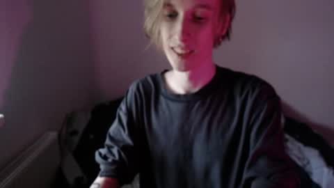 Excuse me online show from December 19, 5:40 am