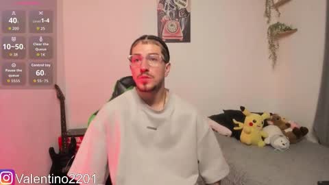 valentino online show from February 27, 4:24 am