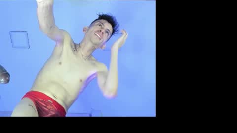 Valentino online show from November 23, 6:02 am