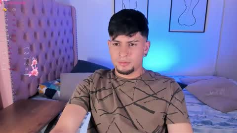 Manuel online show from February 18, 7:44 pm