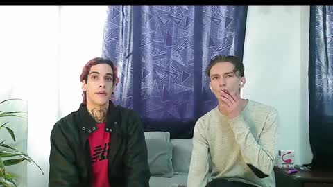 Vamp Noah and Dan online show from January 5, 7:28 pm