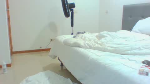 vergagolosa22 online show from September 23, 6:46 am