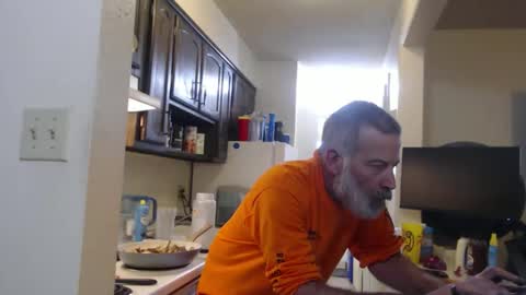 hairy man online show from January 18, 11:07 pm