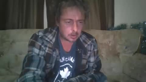 Snapshot of vids1977 chatting on October 23, 8:18 am vids1977 online show from October 23, 8:18 am