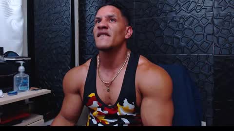 Viktor Herrera online show from January 13, 3:56 am