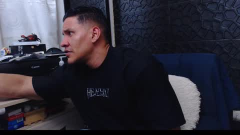 Viktor Herrera online show from January 26, 11:18 pm