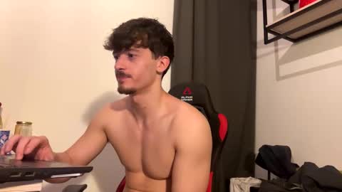 vincentprice69 online show from March 4, 2:18 am