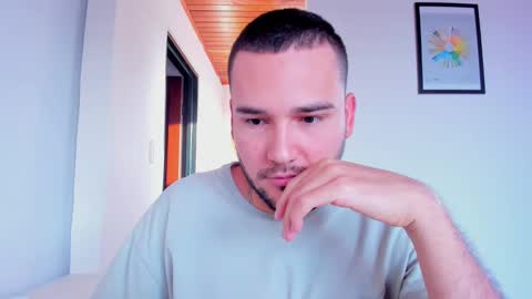 Vito Ferrer online show from March 10, 10:34 pm