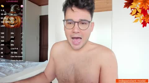 Vito Ferrer online show from October 5, 1:15 pm