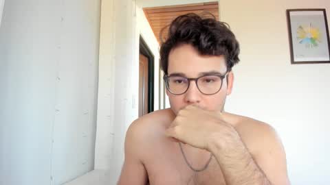 Vito Ferrer online show from February 14, 12:11 pm