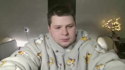 Volshebnik1302 online show from February 27, 4:53 pm