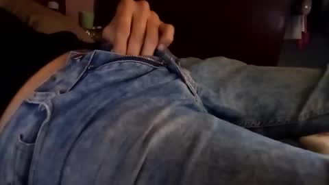 vujadetr online show from November 16, 8:33 pm