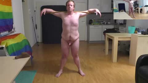 Snapshot of waldw123 chatting on October 11, 1:15 pm Yarlim online show from October 11, 1:15 pm