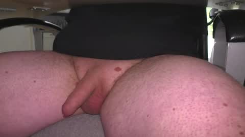 Snapshot of waldw123 chatting on February 8, 11:01 am Yarlim online show from February 8, 11:01 am