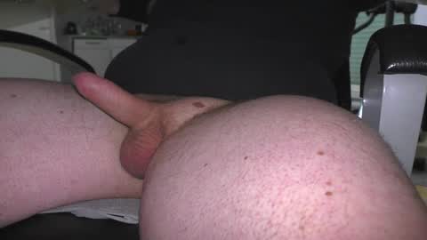 Snapshot of waldw123 chatting on February 17, 11:13 am Yarlim online show from February 17, 11:13 am