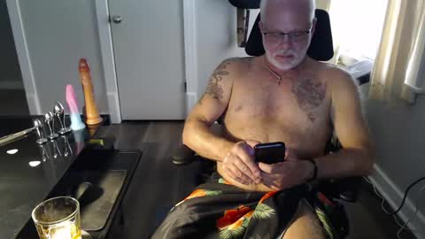 wasted_daze_ online show from April 19, 9:17 pm