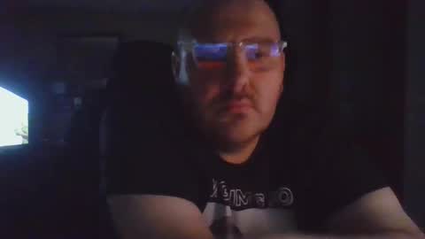 JustMeCoverYou online show from January 1, 1:37 am