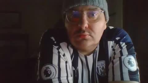 JustMeCoverYou online show from January 12, 12:39 am