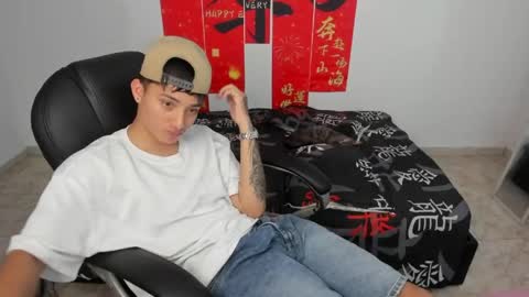 Wesley Boy online show from April 13, 8:09 pm