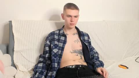 Wes online show from December 28, 8:47 pm