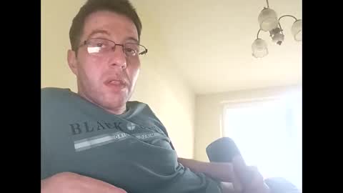 stoffy online show from April 21, 5:13 am