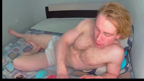 whitebars22 online show from December 3, 9:37 am