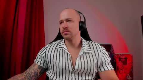 VI online show from December 14, 6:48 pm