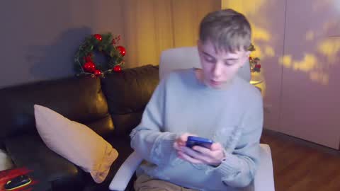 will online show from December 28, 9:30 pm