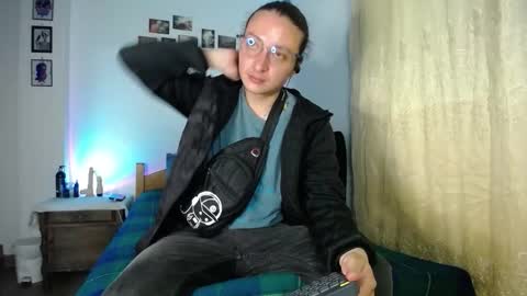 willmonkey online show from March 27, 2:05 am