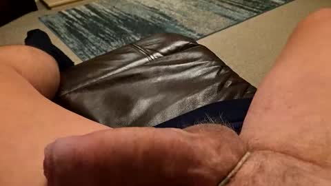 willyorange online show from November 22, 2:22 am