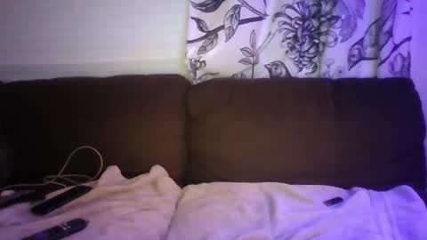 wingnutt765733 online show from January 18, 6:26 am